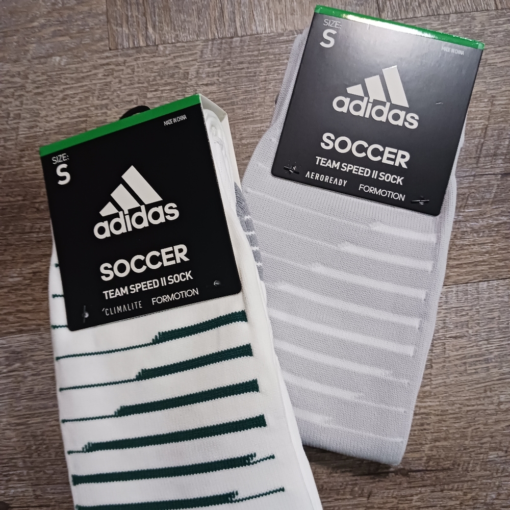⚽️ 2 pairs Adidas NWT soccer socks